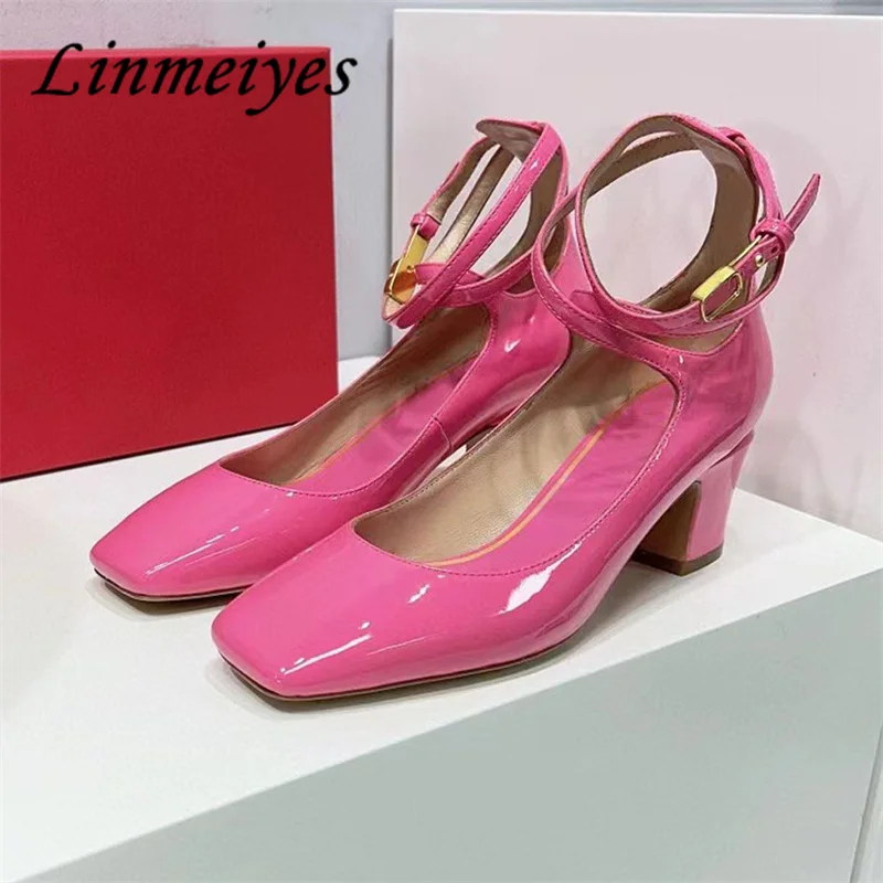 

Summer Square Head Leather Shoes Women Fashion Shallow Mouth Square Heel Shoes Woman New Ankle Strap Buckle Devise Shoes Mujer