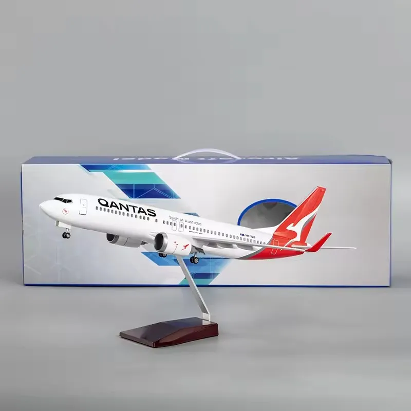 مجسم طائرة كانتاس B737 الجديدة