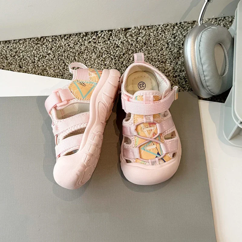 New Children's Summer Beach Sandals Girls Size 21 To Size 30 Boys and Girls Sandals Children Summer School Sports Shoes