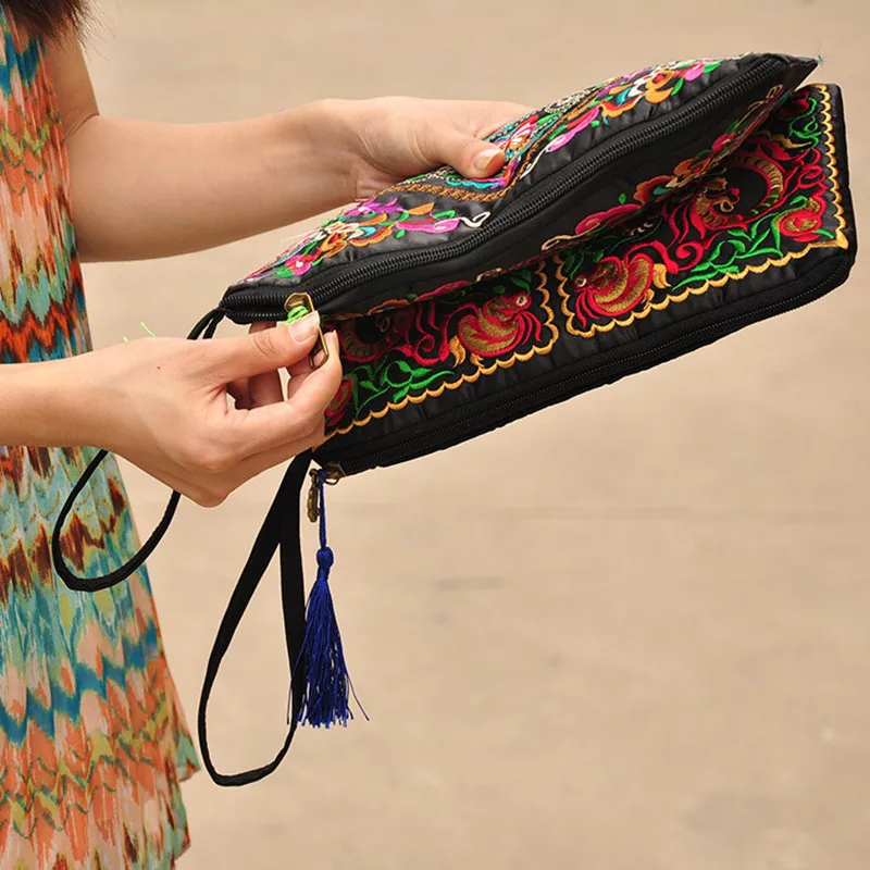 Women Ethnic National Retro Butterfly Flower Bags Handbag Coin Purse Embroidered Lady Clutch Tassel Small Flap women handbag