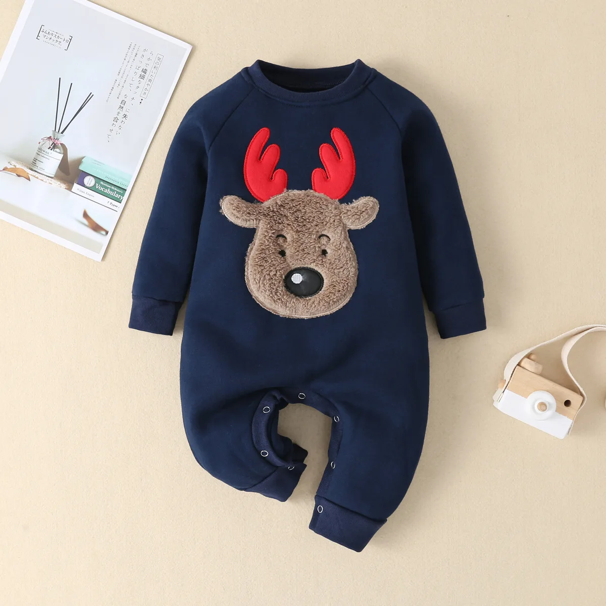 

2023 Christmas Baby Long Sleeve Creeper Cartoon Sweater Boys and Girls Plush One Piece Sweater Baby Hooded Cotton Clothes