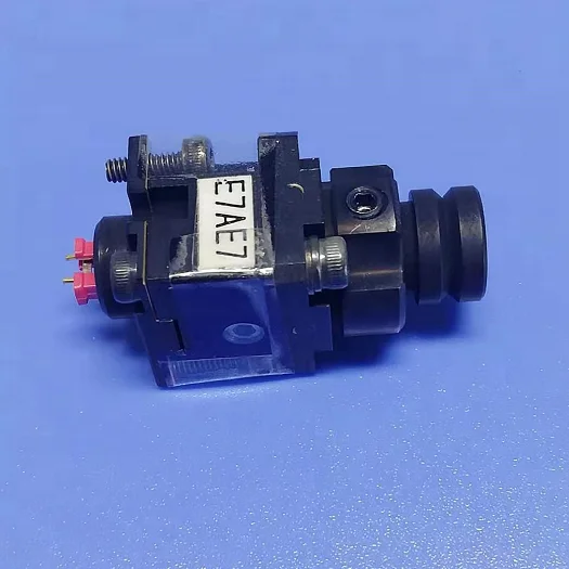 

Screen CTP PT-R4300E PT-R4300S PT-R8000 PT-R8000-II PT-R8100 Diode 830nm 1W Part Number U1150073-10