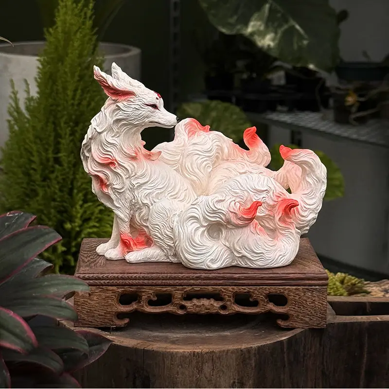 Nine-tailed fox ornaments fox nine-tailed fox Buddhist temple