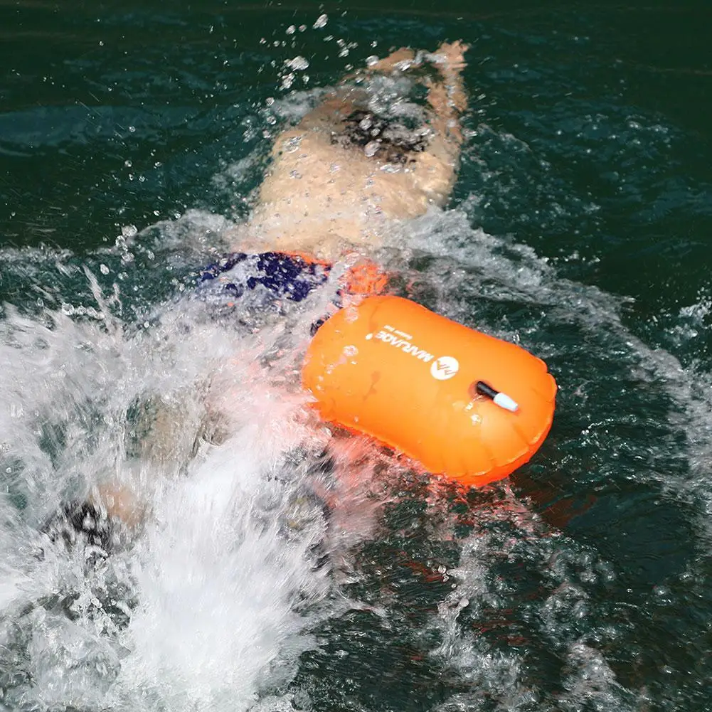 รูปสินค้า Inflatable ว่ายน้ําลอยกระเป๋าเข็มขัดเอวสําหรับพายเรือล่องแก่งว่ายน้ําถังกีฬาทางน้ําความปลอดภัยกระเป๋ากระสอบลอย