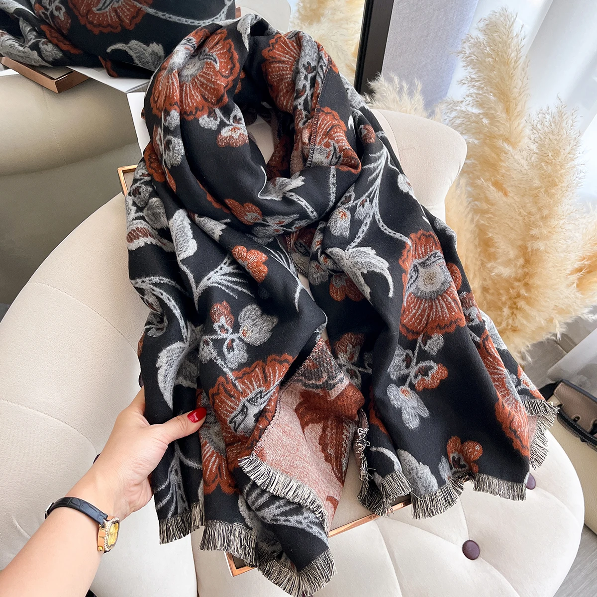 New Elegance Brand Flowers Scarf for Women Warmer Winter Pashmina Jacquard Scarves Shawls Female Thick Blanket Wraps Foulard