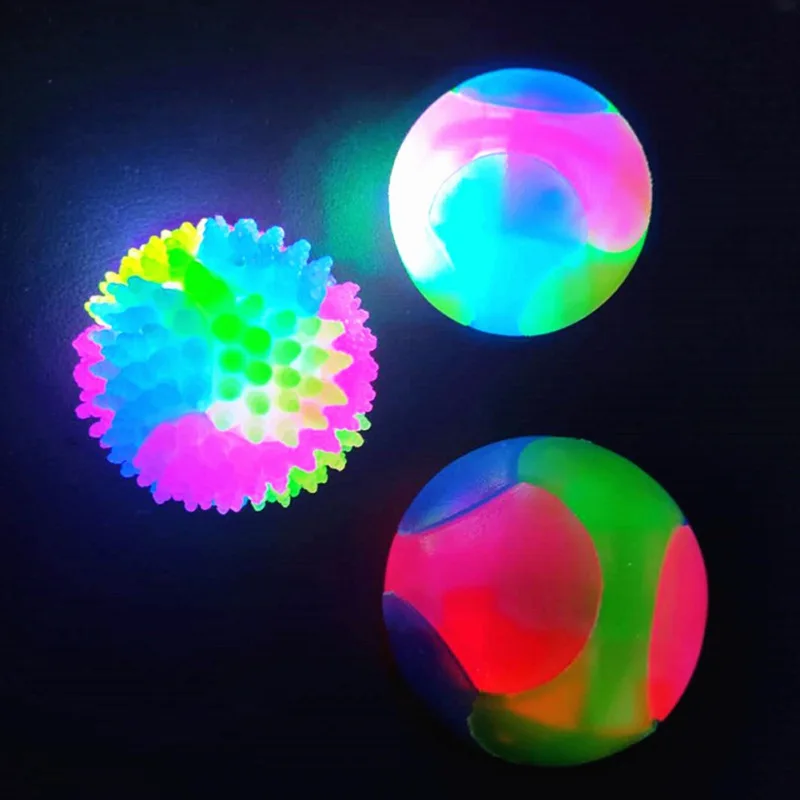 Glowing Ball Dog Toy LED Dog Balls Flashing Elastic Ball Molar Ball Pet Color Light Ball Interactive Toys For Puppy Cats Dog цена и фото