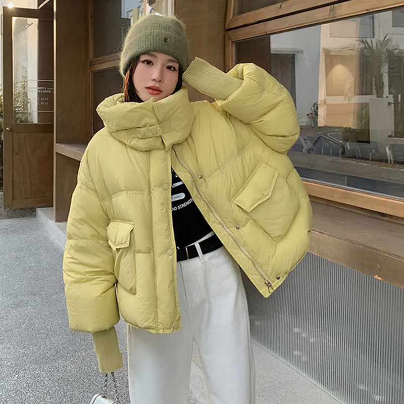 thumbnail image 1 of Chaqueta de mujer Chaqueta corta de plumón nueva de invierno Chaquetas ultraligeras de plumón de pato blanco Abrigos cálidos de otoño e invierno Ropa de abrigo portátil, 1 of 5