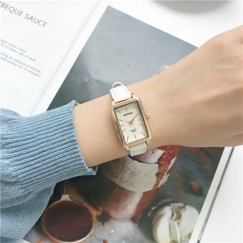 

Elegant Rectangle Vintage Woman's Watches Leather Retro Women Wristwatch Simple Small Ladies Quartz Clock Casual