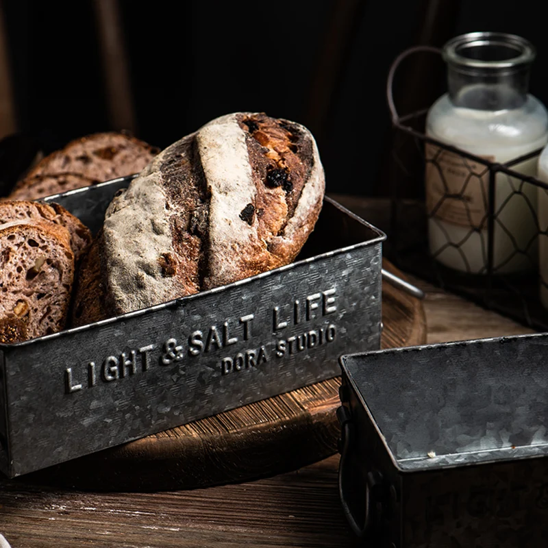 Retro Serving Tray Vintage Metal Storage Trays Breakfast Bread Cake Snack Plate Rectangular Box Iron Pan Photography Props storage tray kitchen tray
