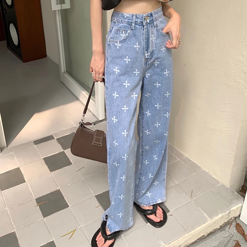  ٸ Ʈ û, ū   , ׶ ũν Ʈ, Ư , ƮƮ Ʃ,  