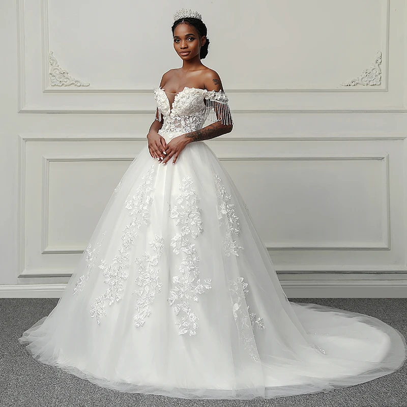 Customized Boat Neck Wedding Dresses for Women flower pattern tassel vestidos de novia robe de mariée Wedding Ceremony Dress 2