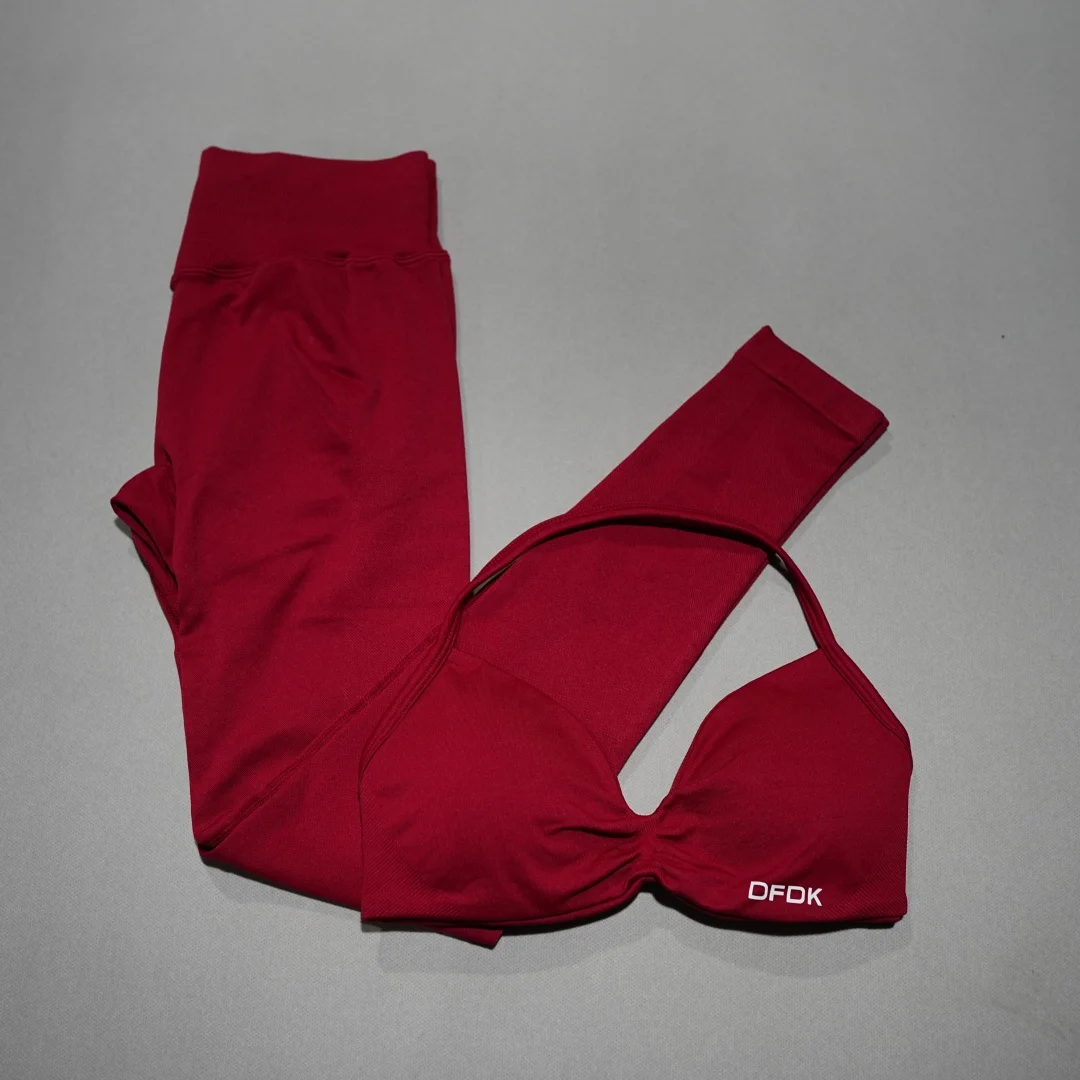 Wine red