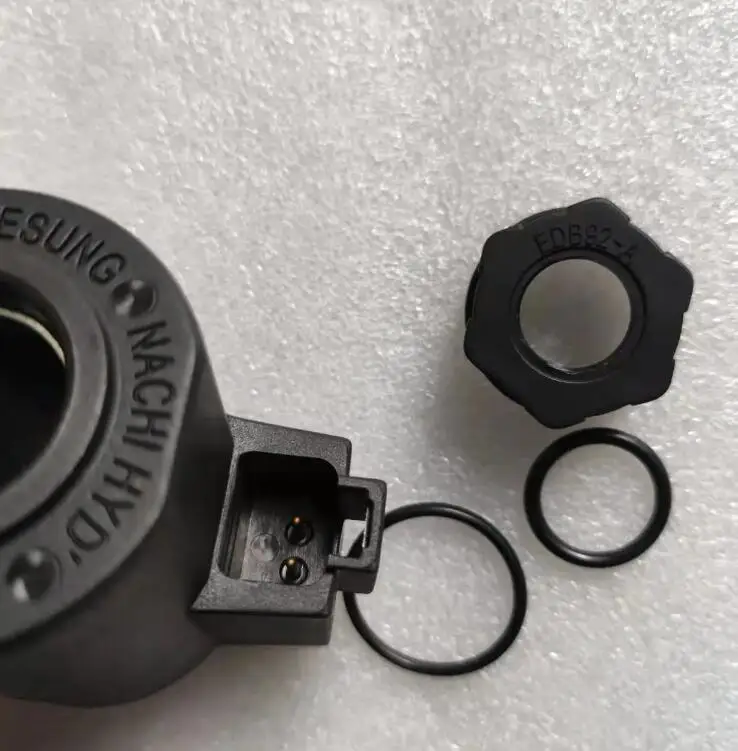 Solenoid EC210B EC240B EC290B 14550884 VOE14550884 Excavator Electric Parts Solenoid Valve Coil for Volvo EC210 EC210B 14550883