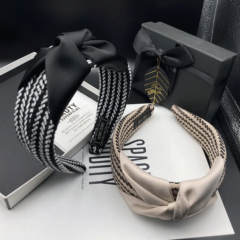 1 Stück neue Damen-Haarspange, aufwendig geknotetes Haarband mit breiter Krempe und hochwertigem Look, ideal zum Waschen von Haaren.