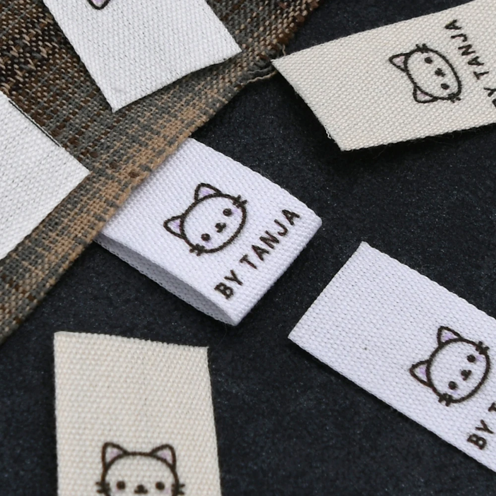 

15X50mm Plain, Custom Sewing label, fold, Custom Clothing Labels - Fabric Name Tags, Logo or Text, Cotton Ribbon, Custom Design