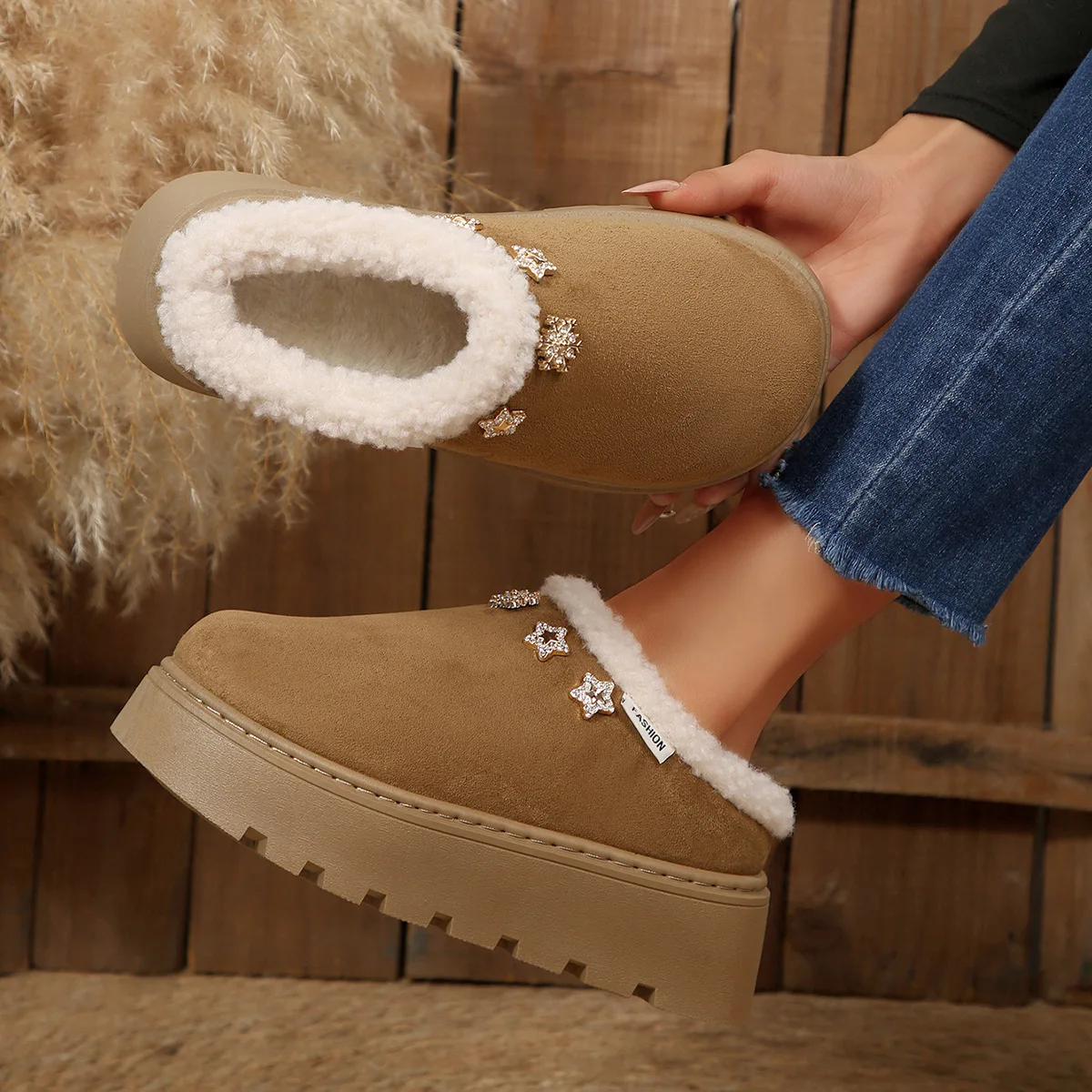 Chunky Platform Wedge Heel Furry Casual Shoes Women 2025 Winter Warm Plush Mules Slippers Soft Thick Bottom Fur Outdoor Slippers