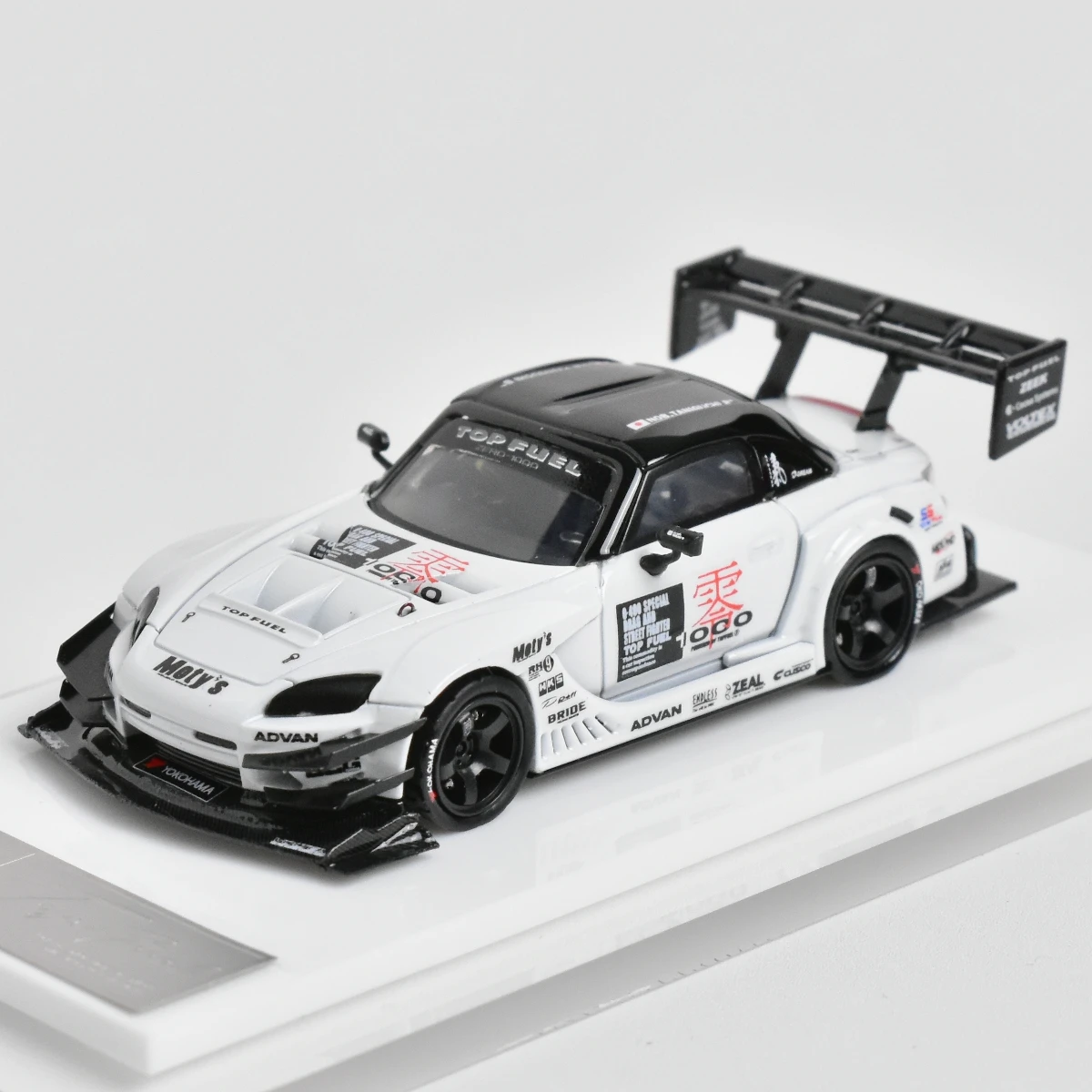 

Onemodel 1:64 S2000 Type RR Resin Diecast Model Car