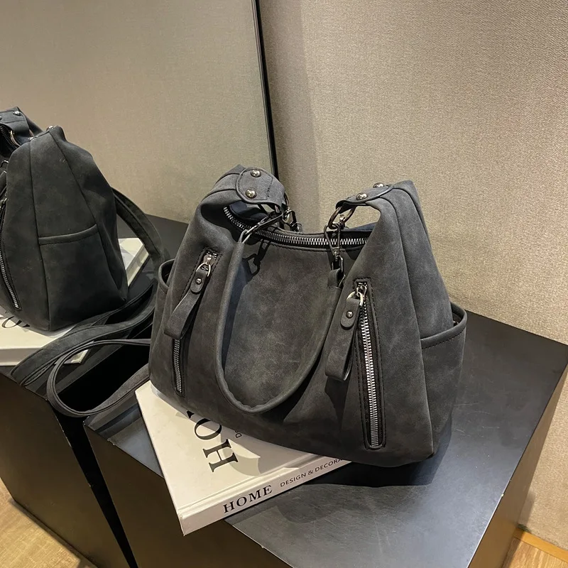 Chic Women's Versatile Tote and Crossbody Bag