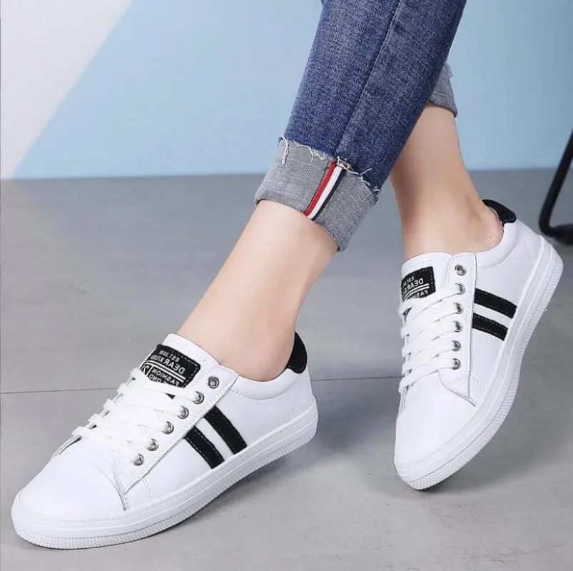 

Кроссовки женские из натуральной кожи, Повседневная модная спортивная обувь с вулканизированной подошвой, белые на плоской подошве