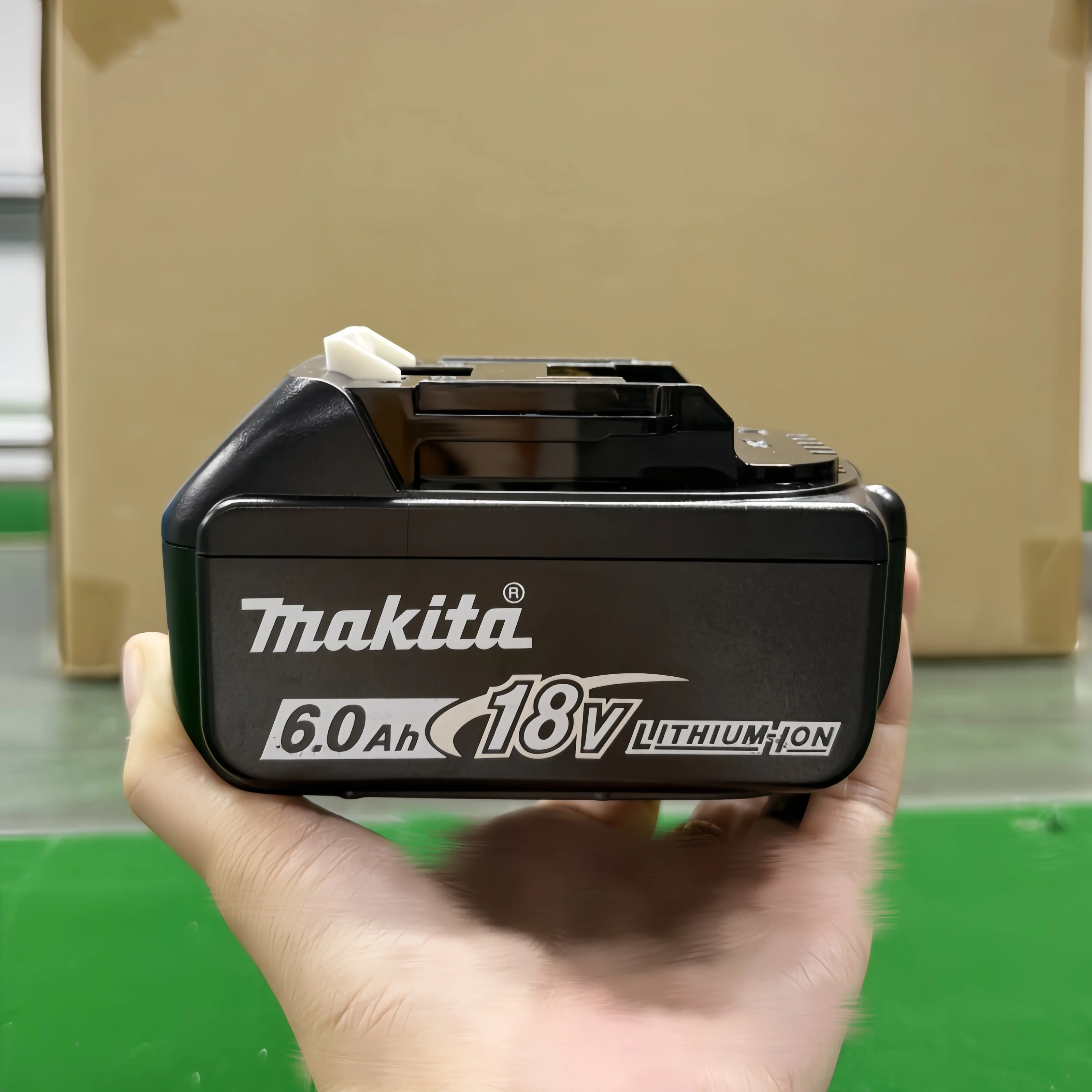 マキタ バッテリー 18V 6Ah 純正 最安値で本当に得をするのか？実際の現場