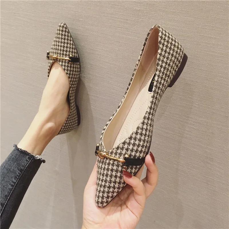 Flat Shoes for Women Pointed Toe Plaid Slip on Loafers Summer Spring Casual Shoes Ladies Shoes Comfortable Women Work Shoes