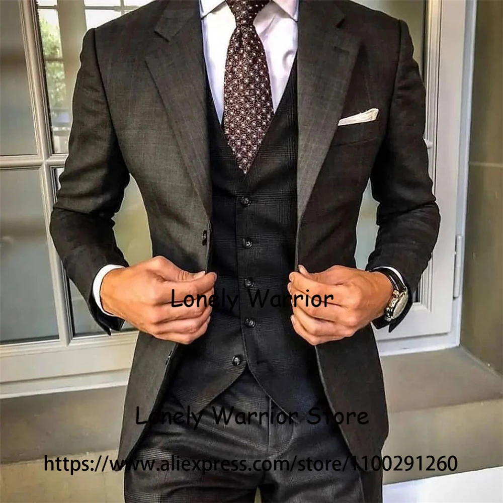

Classic Mens Suits Formal Business Male Blazer Slim Fit Wedding Groom Tuxedos 3 Pieces Set Jacket Vest Pants Set Terno Masculino