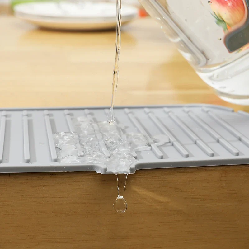 Kitchen Faucet Splash Pad kitchen splatter screen kitchen splash guard kitchen sink pad kitchen faucet pad Silicone Sink Faucet Splash Guard Mat Sponge Drain Anti Slip Rack for Bathroom Kitchenware Storage
