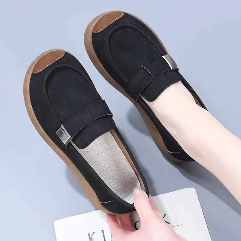 Women Shoes Spring Autumn New Breathable Non Slip Metal Decoration Casual Shoes Comfortable Soft Sole Lightweight Mom Shoes