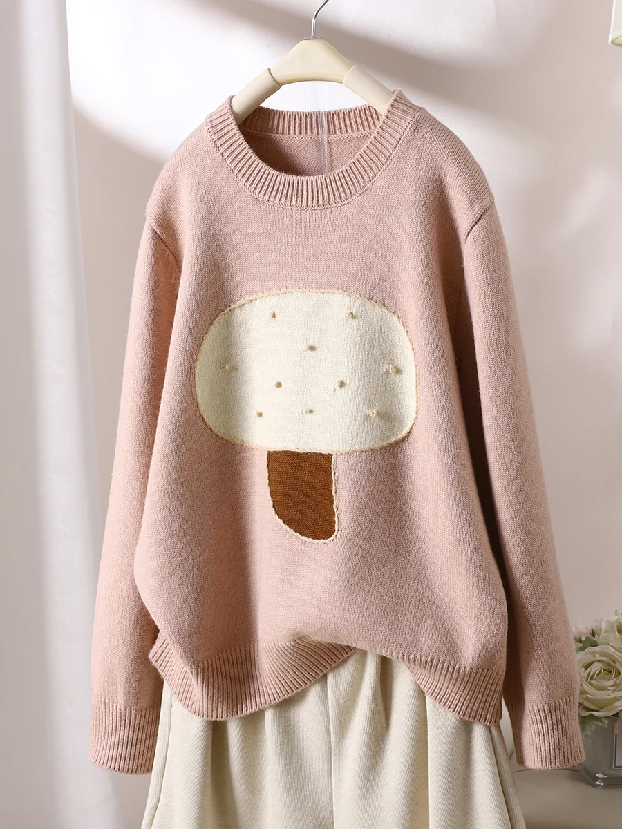 

2023 Winter New Fashion Age Reducing Mushroom Jacquard Pullover Knitwear Loose Commuting Fun Underlay Sweater for Women