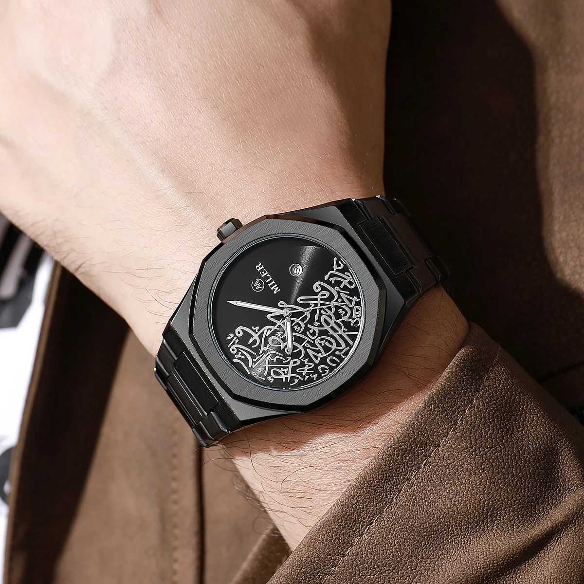 Luxury Gold Men's Stainless Steel Watch - High-Quality Creative Design with Date Function