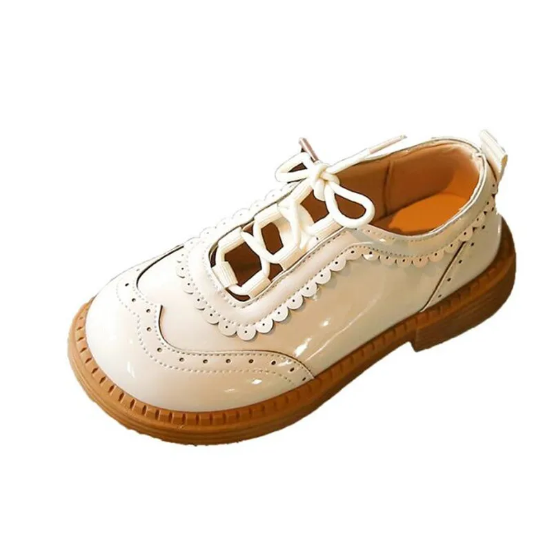 

Демисезонные кожаные туфли для девочек, школьная обувь в британском стиле, бежевые, черные детские повседневные туфли, 26-36 элегантные детские туфли на плоской подошве с вырезами