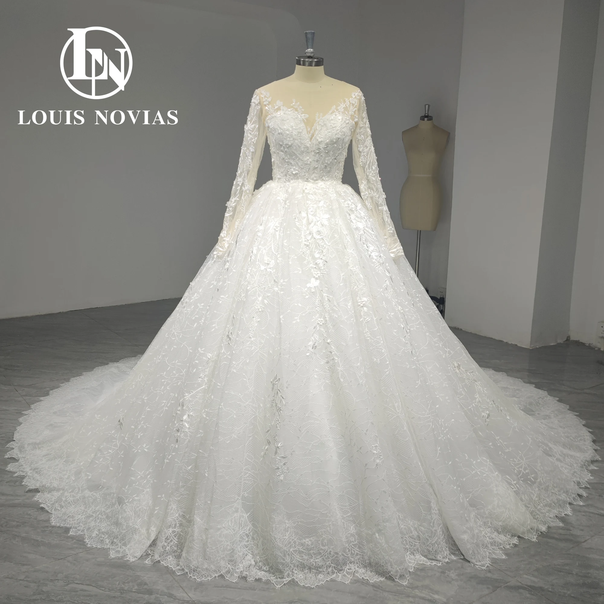 

Бальное платье LOUIS NOVIAS с длинным рукавом, свадебное платье 2023, женское свадебное платье с вышивкой сердечком, кружевное платье, свадебные платья