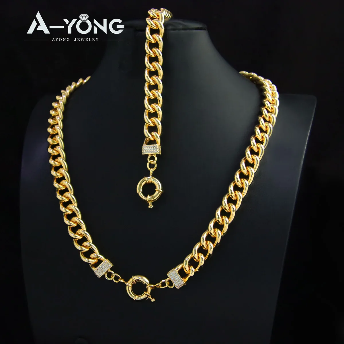 Collana a catena cubana stile Dubai