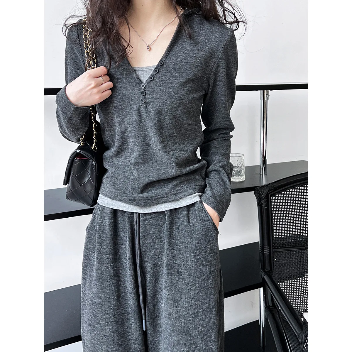 

Woman’s Autumn Retro Casual Pullover Sling Wide-leg Pants Three-piece Suit Contrasting Color Stacked Sweater Vest Pant Sport Set