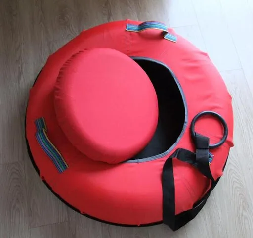 Durable Inflatable Snow Tube For Winter Sports Snow Sled Rubber Bottom Inflatable Tubing