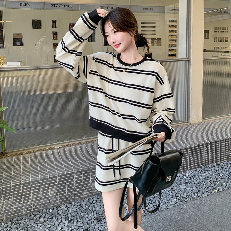 Promozione principale: Set a righe bianche e nere 191-99117-P145K208_voghion.com