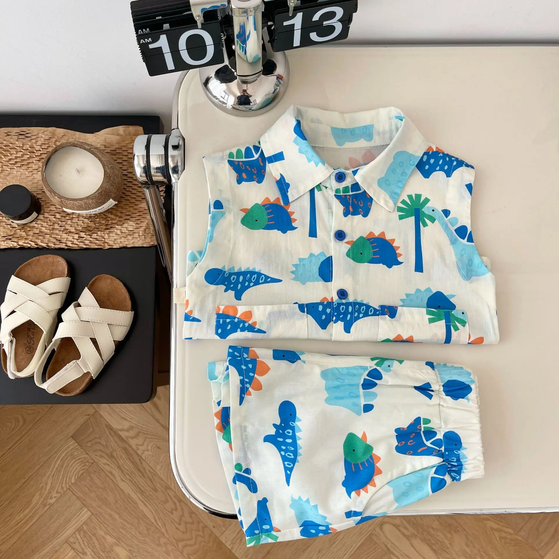 2023 Kids Baby Fashion 2-Piece Summer Beach Clothes Set for Toddler Children Boys: Sleeveless Print Top Shirt+Shorts