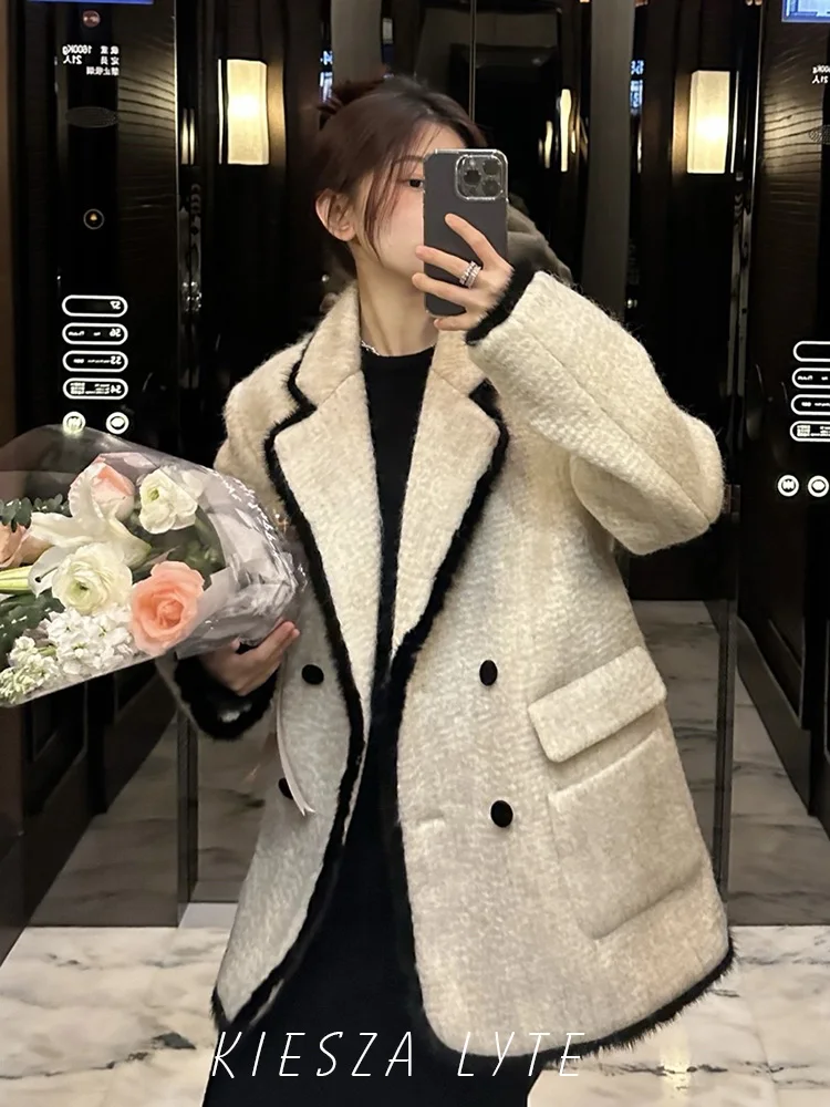 

Fashion party 2023 Autumn/Winter New Arrival High-End 60%Wool Blend Coat with Delicate Design and Luxurious Style Mink hair side