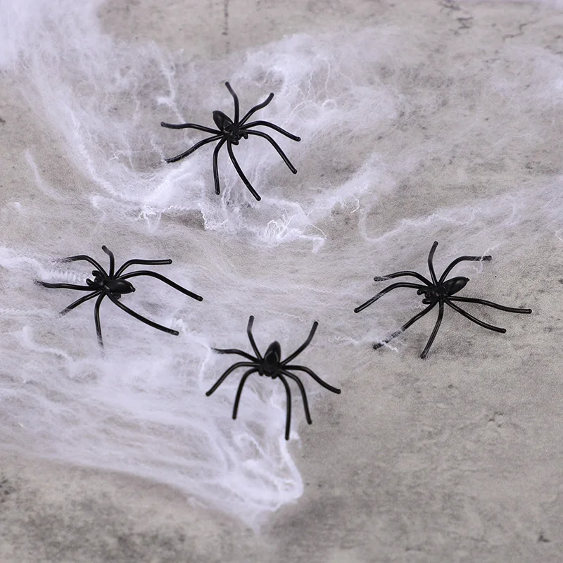 50-100Pcs Halloween Luminous Spiders Scary Trick Spider Indoor & Outdoor Haunted House Decorative Props Halloween Party Supplies