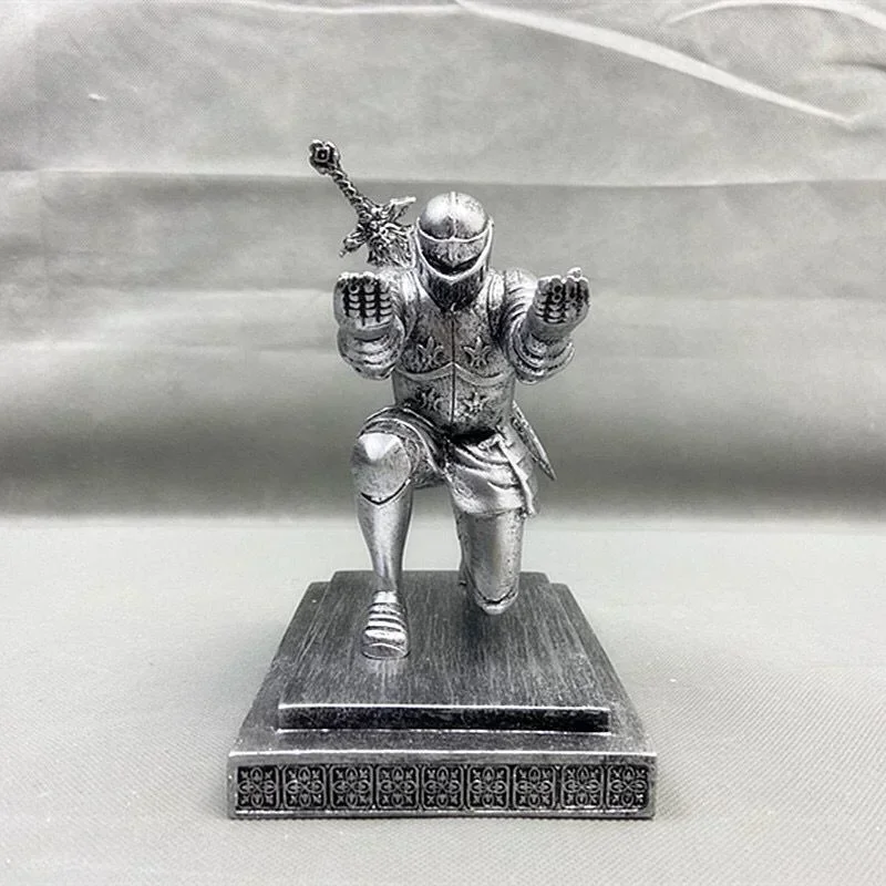 Executive Officer Knight Pen Watch Holder with Sword 15*10*15cm Armor Knight Stationery Medieval Theme Resin Decor for Office