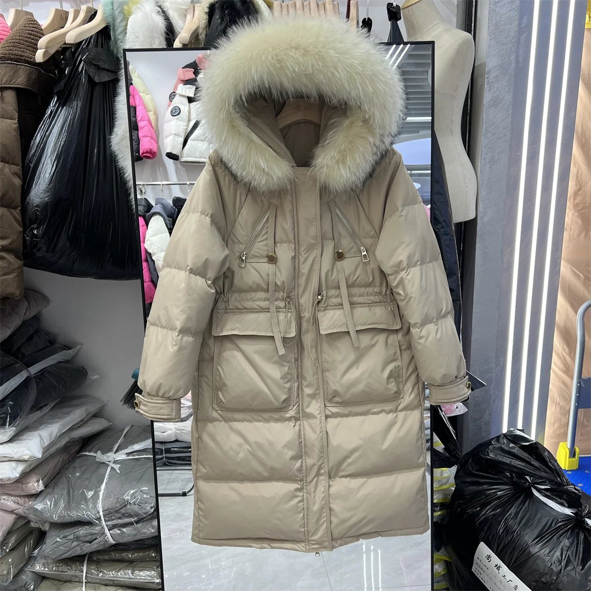 Thick Loose Ribbon White Duck Down Coat Women 2023 Winter New Mid-Length Over The Knee Hood Raccoon Fur Collar Jacket Female