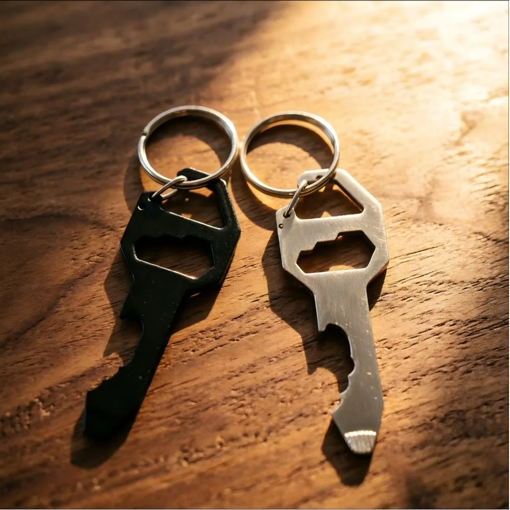 Key-Shaped Portable Metal Keychain Fashion Screwdriver Souvenir Gift