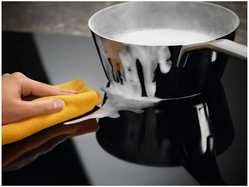 Cooktop 4 Bocas Indução Electrolux Vitrocerâmico Touch - 220V 6