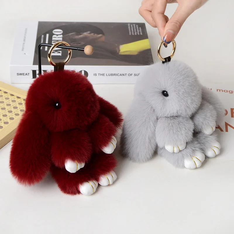 15 センチメートルチャームフェイクファーポンポンウサギ