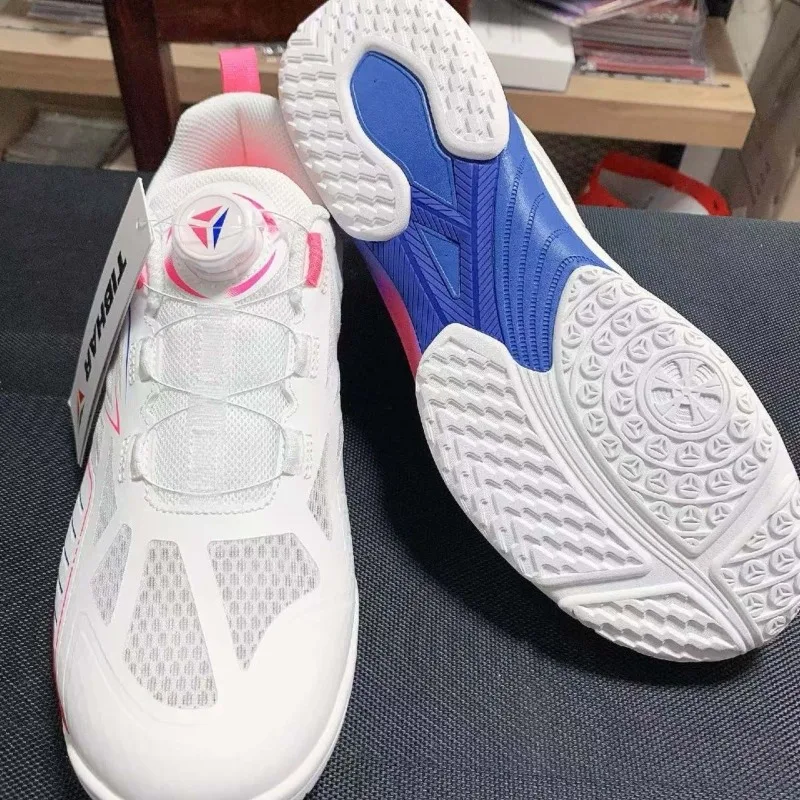 오리지널 브랜드 편안한 통기성 배드민턴 체육관 신발 디자이너 퀵 레이싱 탁구 신발 유니섹스 안티 슬립 실내 스포츠 신발