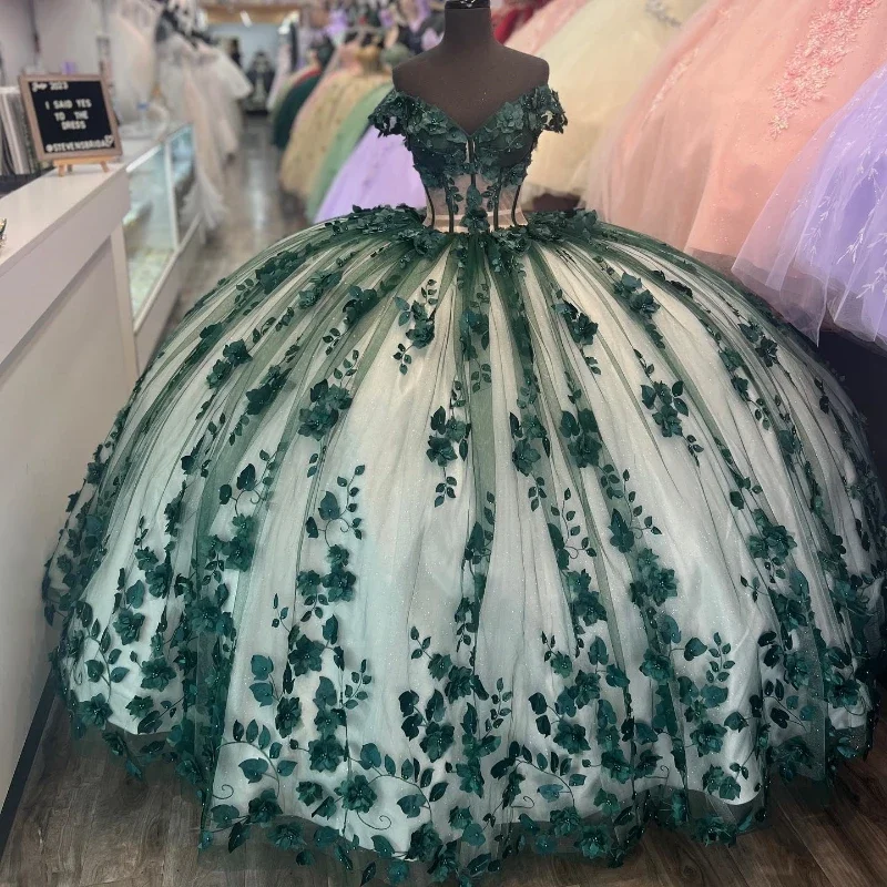 

Green Sexy V-Neck Princess Quinceanera Dresses Appliques 3D Flower Tulle Ball Gown Meninas De 15 Anos Vestidos De 15 Anos