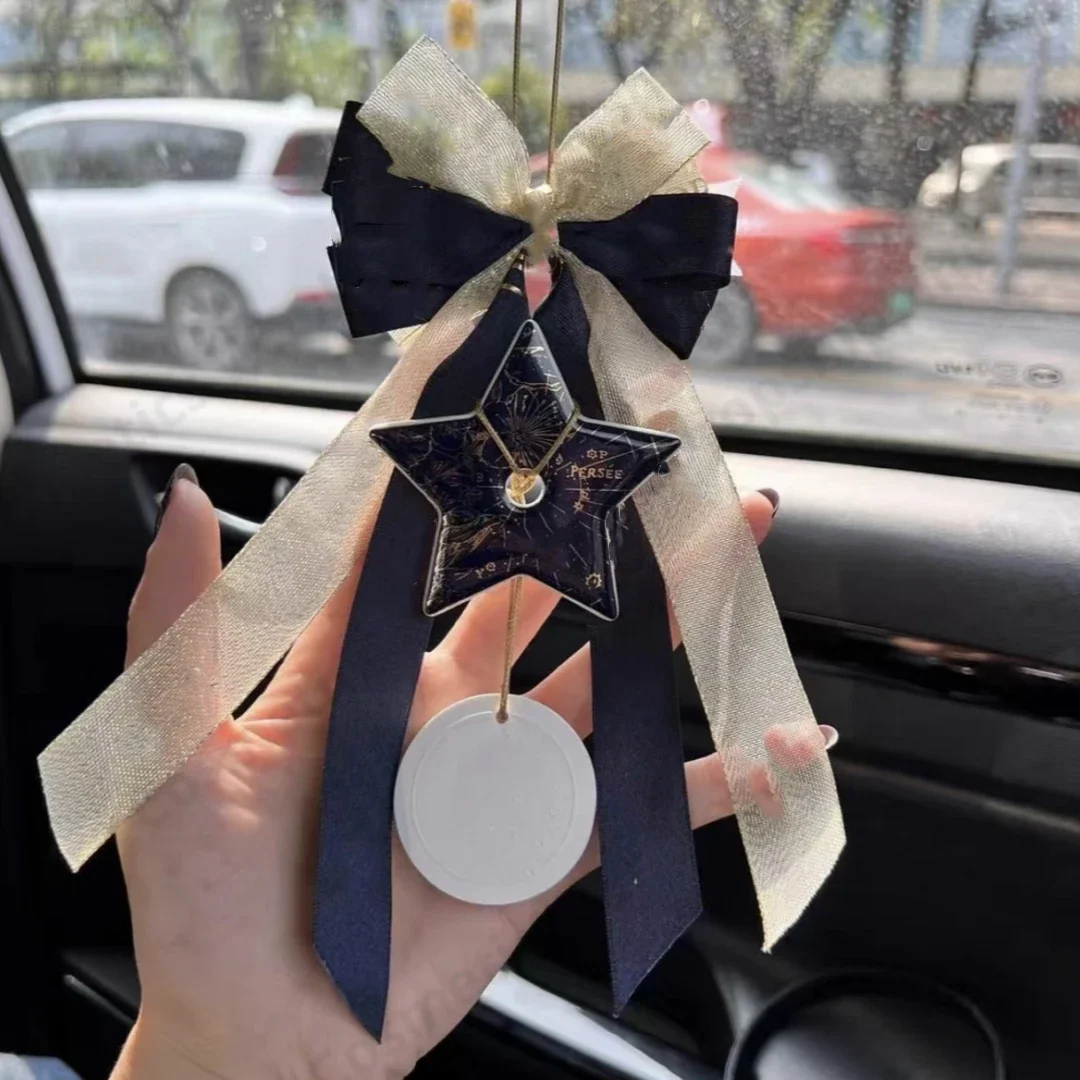 

Christmas Decoration Car Aroma Stone Diffuser With Gift Box and Gift Bag Blue White Ceramic Star