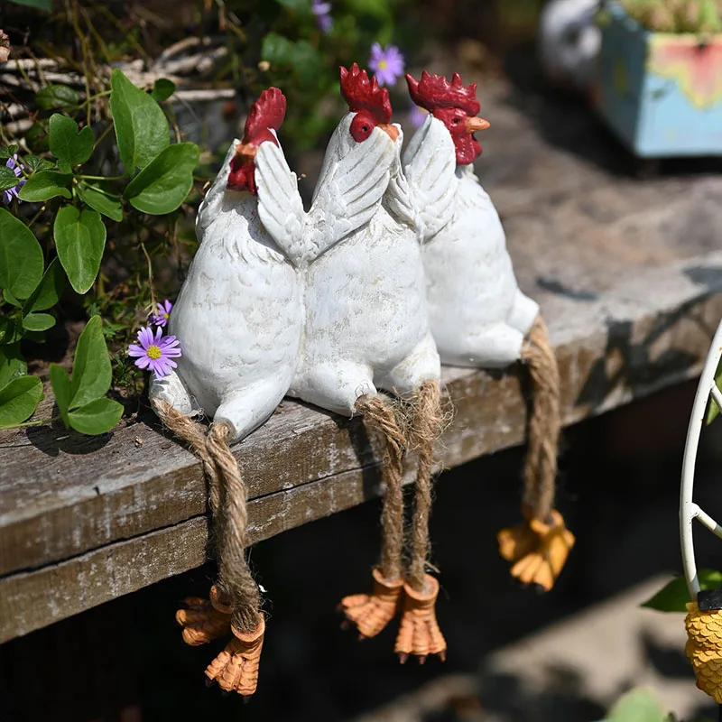 

Nordic Hanging Rooster Three Brothers Vintage Animal Ornaments Courtyard Ornaments Resin Home Garden Balcony Decoration Crafts