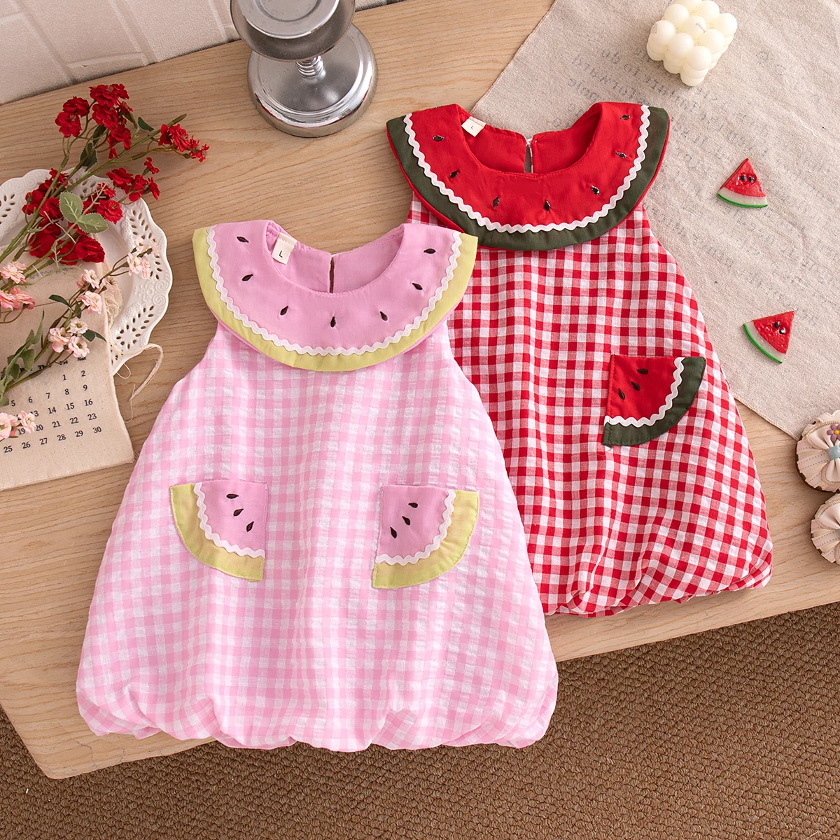 Baby-Mädchen-Kleid, Sommer, Baumwolle, einfarbig, Gittermuster, Wassermelone, Rundhalsausschnitt, ärmellos, Mädchenkleid, Cartoon, niedlich, Strand, Baby-Mädchen-Kleidung