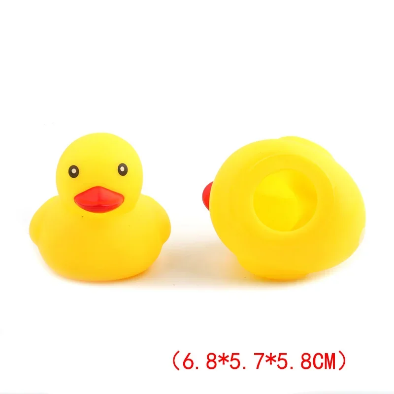 자동차 자전거 핸들 바 장식 고무 Squeeky Duckling Duckies에 대한 프로펠러와 노란색 검은 고무 오리 동물 패턴 헬멧